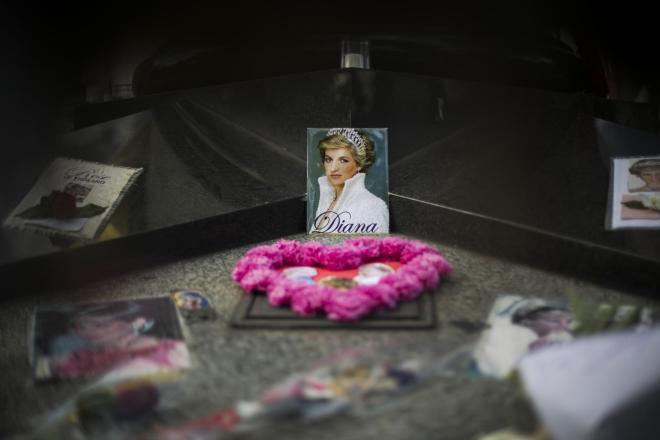 Πριγκίπισσα Νταϊάνα: Οι «θεωρίες συνωμοσίας» για τον θάνατό της