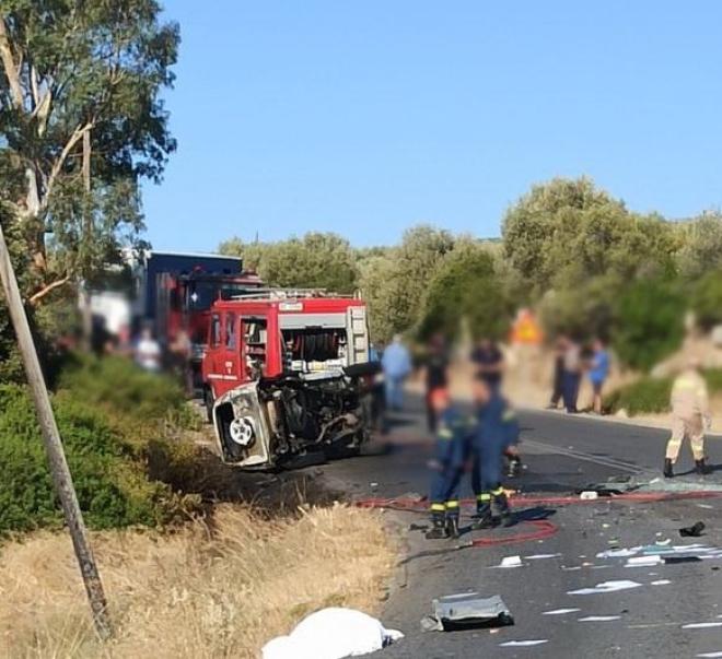 https://www.ilamia.gr/2025/08/30/oikogeneiaki-tragodia-stin-eyvoia-pethane-kai-i-syzygos-toy-dikyklisti-poy-skotothike-se-trochaio-afinoyn-tria-paidia-orfana/