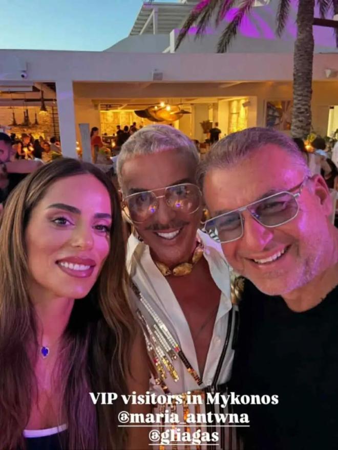 Γιώργος Λιάγκας - Μαρία Αντωνά: Η πρώτη τους selfie σε βραδινή έξοδο!