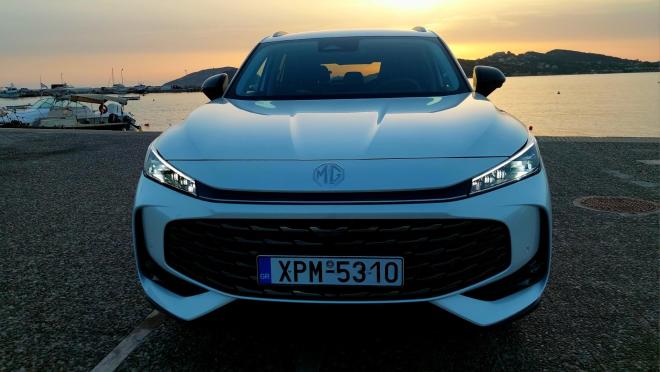 Test Drive: Δοκιμάζουμε το νέο MG HS Plug-in Hybrid