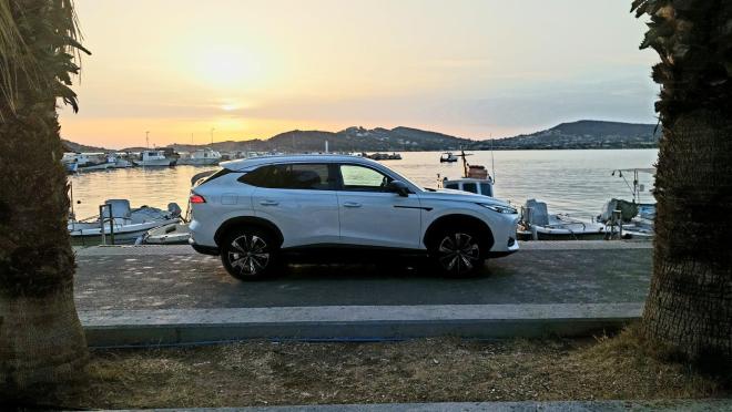 Test Drive: Δοκιμάζουμε το νέο MG HS Plug-in Hybrid