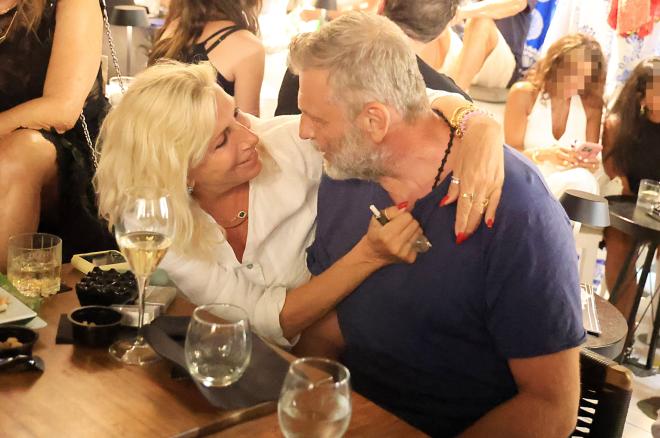 Ιζαμπέλα Αρβανίτη- Απόστολος Γκλέτσος/ NDP Νίκος Ζότος