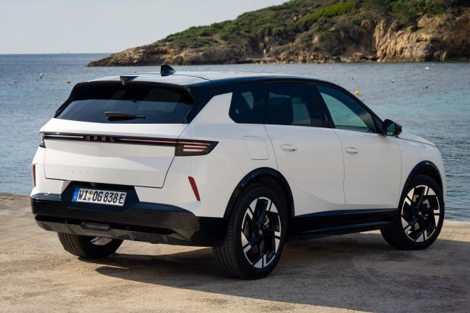 Opel: Τα μοντέλα που πρωταγωνιστούν στην Auto Thessaloniki  