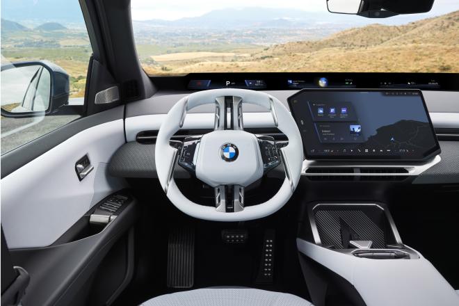 BMW iX3: Αυτή είναι η νέα γενιά που ήρθε από το μέλλον