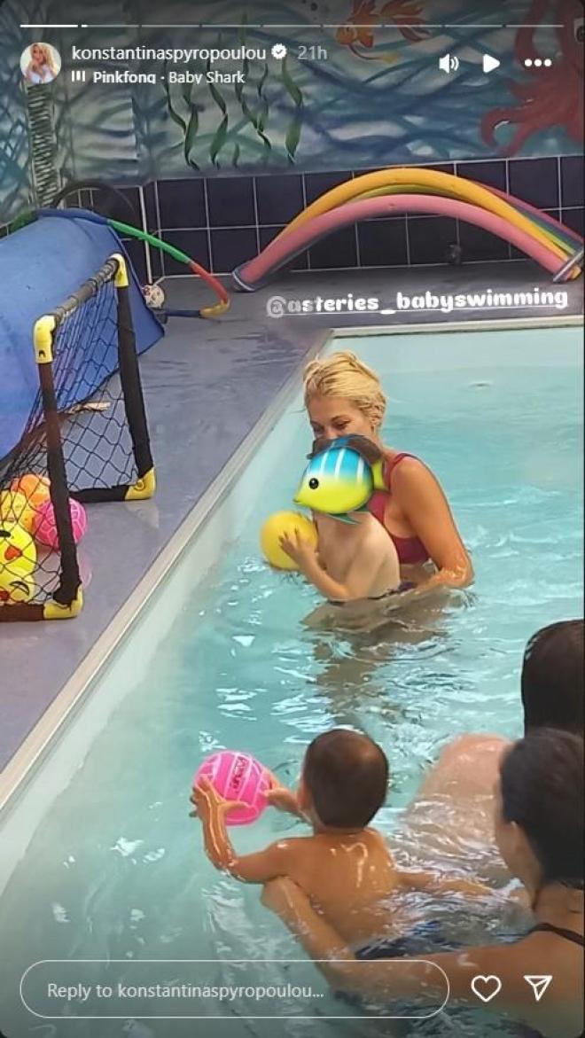 Κωνσταντίνα Σπυροπούλου: Ξεκίνησε baby swimming ο γιος της