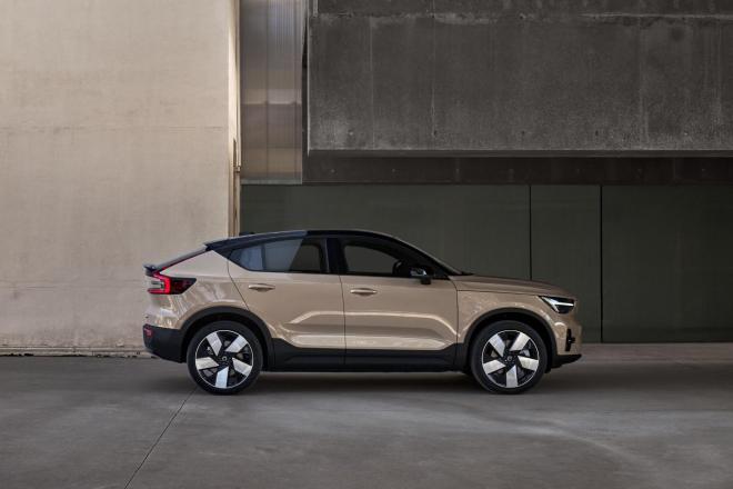 Volvo: Όλα τα ηλεκτρικά με συνολικό όφελος έως 10.000 ευρώ