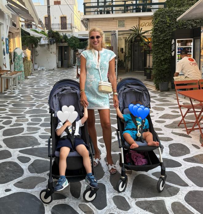 Η Κωνσταντίνα Σπυροπούλου απολαμβάνει τη μητρότητα!