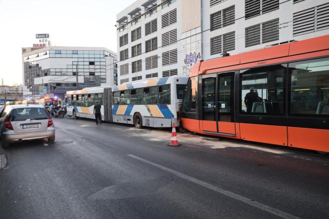 Αναστάτωση στο σημείο του τροχαίου