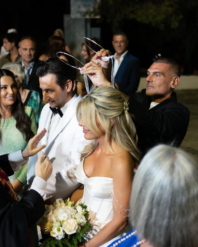 Πάνος Καλίδης – Λεάννα Μάρκογλου: Το φωτογραφικό άλμπουμ του γάμου τους