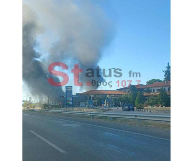 Η πυρκαγιά σε εργοστάσιο στο Κάτω Σχολάρι Θεσσαλονίκης 