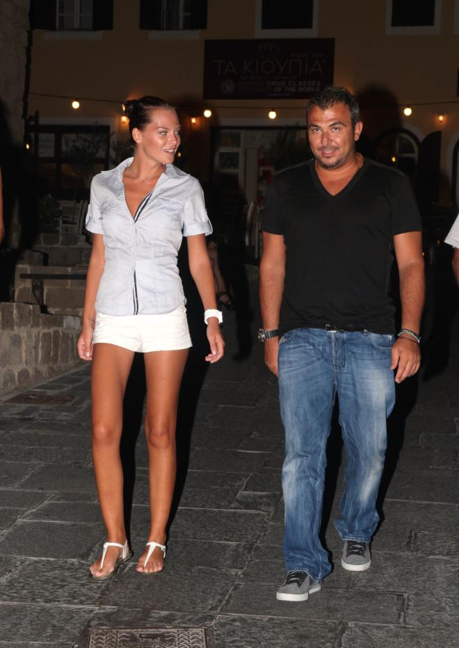 Υβόννη Μπόσνιακ - Αντώνης Ρέμος στη Ρόδο, το 2010/ NDP