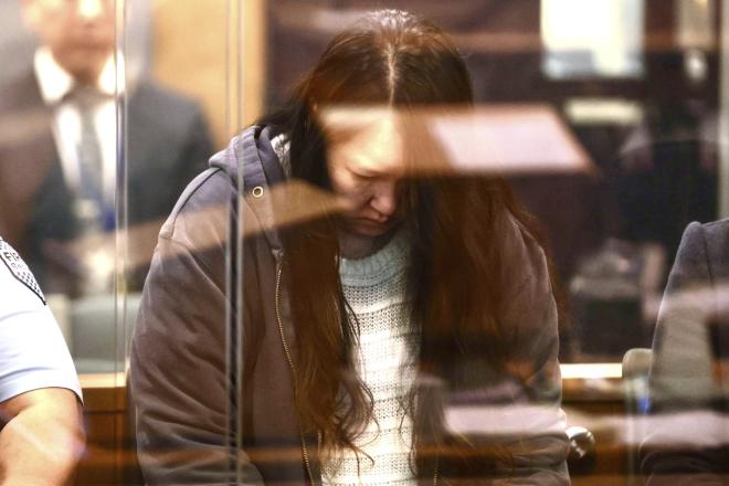 Σκότωσε τα παιδιά της με αντικαταθλιπτικά και τα έκρυψε σε βαλίτσες
