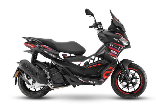 Aprilia SR GT Replica 2025: Οι τιμές στην Ελλάδα