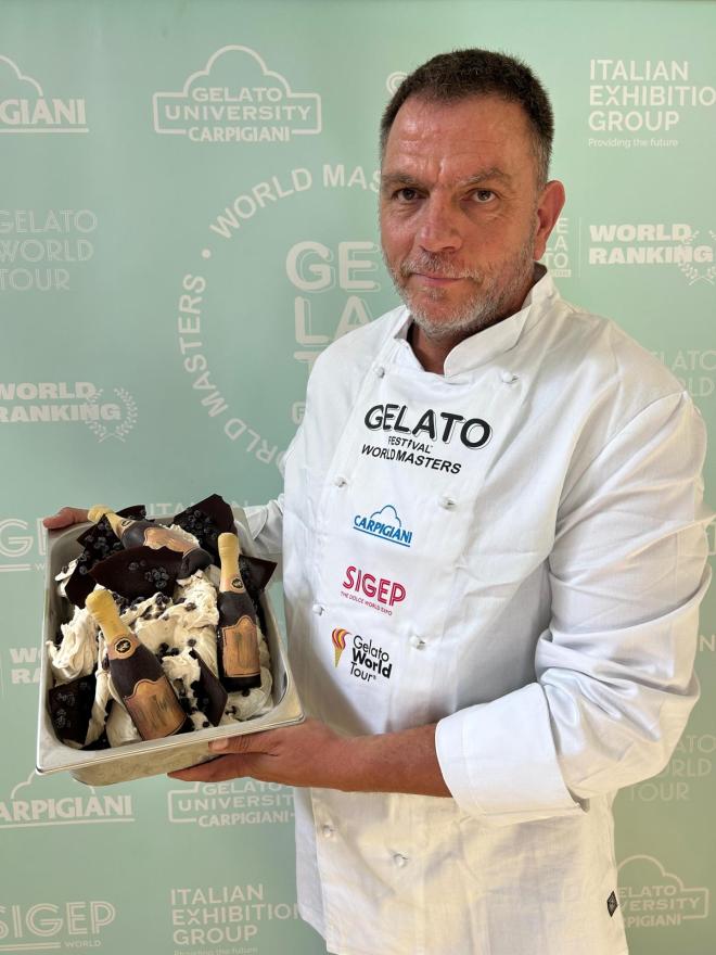 Γεύση φυστίκι ή κρασί; 3 Έλληνες pastry chefs σε διεθνή διαγωνισμό παγωτού!