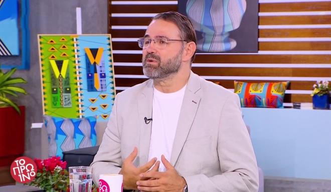 Σταύρος Μπαλάσκας: Έδειξε στον «αέρα» το στήθος του - Η συγγνώμη του Λιάγκα