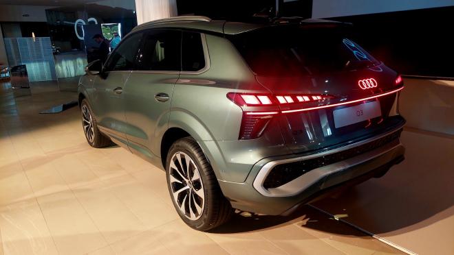 Ήρθε το ολοκαίνουργιο εντυπωσιακό Audi Q3 στην Ελλάδα - Τιμές   