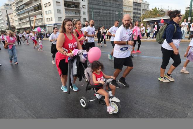 Κλειστό είναι το κέντρο της Αθήνας για τη διεξαγωγή του αγώνα δρόμου  «Greece Race for the Cure 2025» - Eurokinissi