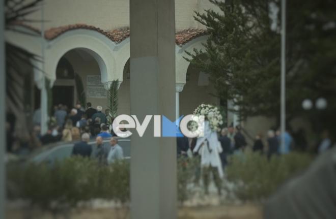 Κανείς στη Δροσιά της Εύβοιας δεν μπορεί να πιστέψει πώς χάθηκε τόσο απρόσμενα ο 20χρονος Τάσος - evima.gr