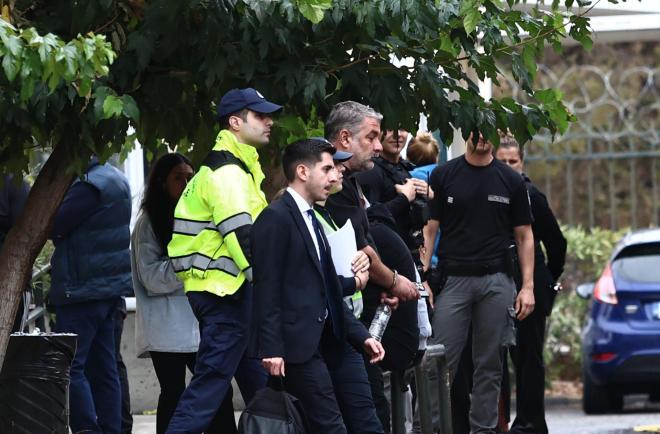 Η ΕΛ.ΑΣ. διέψευσε τους ισχυρισμούς του Βασίλη Μπισμπίκη ότι ενημέρωσε τις αρχές για το ατύχημα - Intimenews