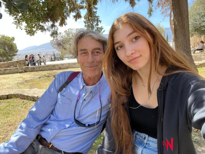 Aίας Μανθόπουλος με την κόρη του Λήδα/ facebook