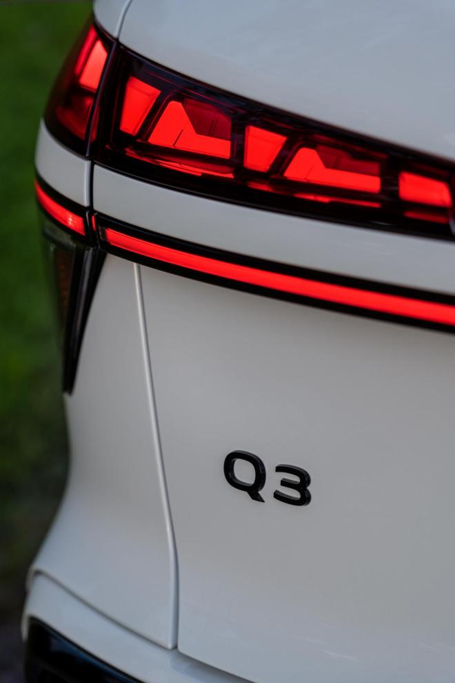 Νέο Audi Q3: Πόσο ρόλο παίζουν στην ασφάλεια τα νέα φώτα του