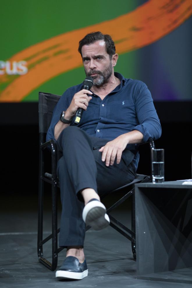 «Ο Κωνσταντίνος Μαρκουλάκης είναι το crush μου. Το ξέρει κι ο άντρας μου»