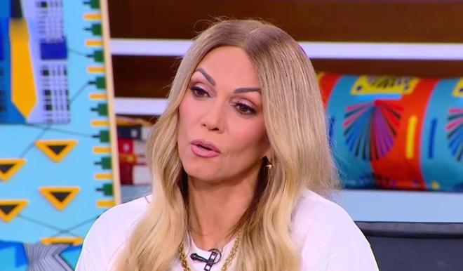 Έλλη Κοκκίνου: «Ο γιος μου είναι ο άντρας δίπλα μου»
