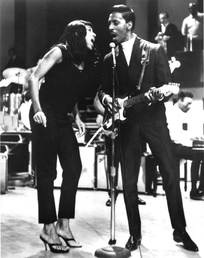 Η Tina κι ο Ike Turner στη σκηνή το 1966