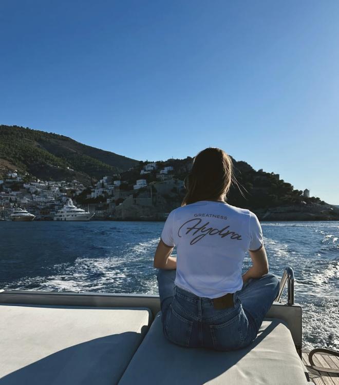 Βίκυ Καγιά: Φθινοπωρινή απόδραση στην Ύδρα