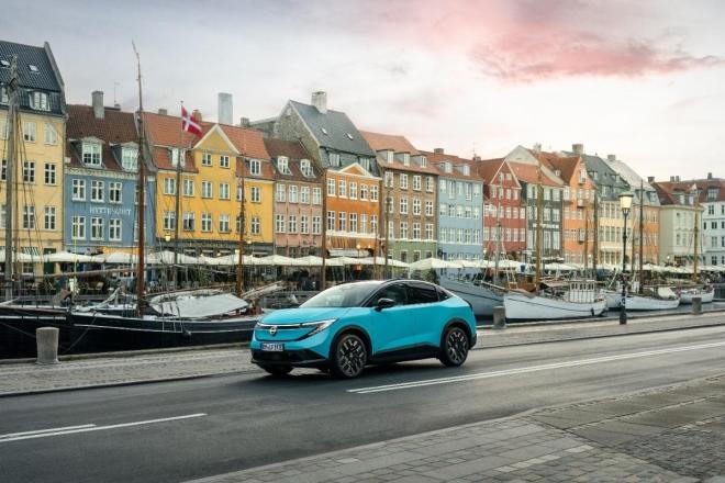 Nissan LEAF: Πότε έρχεται στην Ελλάδα - Όλα όσα πρέπει να γνωρίζετε 