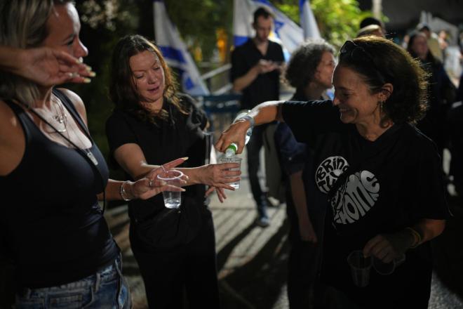 Χαμάς και Ισραήλ συμφώνησαν για την πρώτη φάση της ειρηνευτικής διαδικασίας στη Γάζα - AP Images