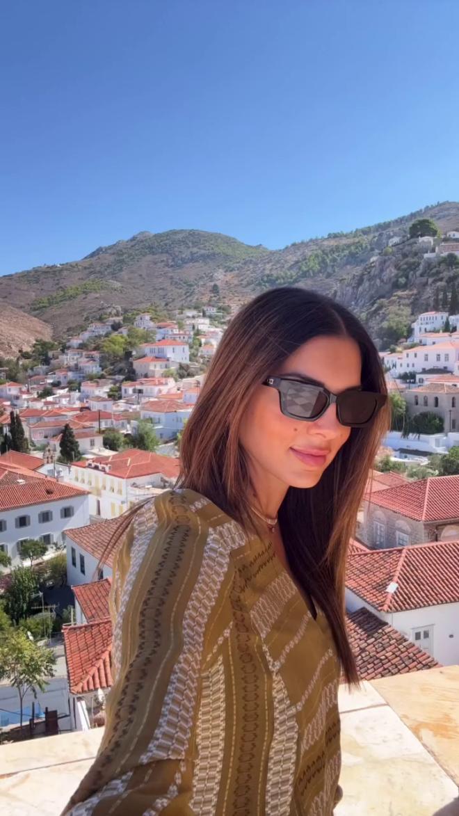 Η Σταματίνα Τσιμτσιλή στην Ύδρα / instagram