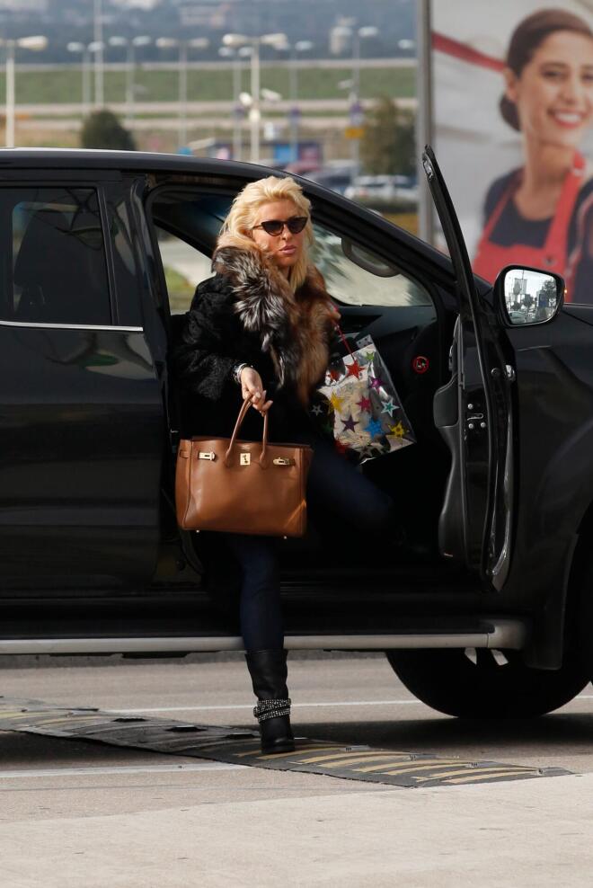 Ελένη Μενεγάκη με τσάντα Hermes Birkin
