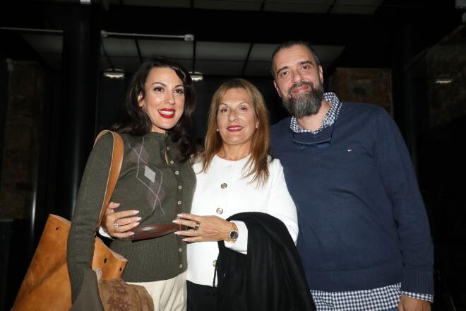 Άννα Μενενάκου με τη μητέρα της, Σόνια - Σωτήρης Τσαφούλιας