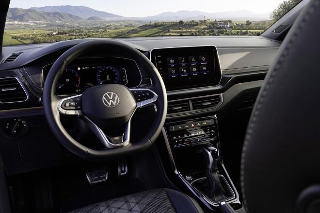 VW T-Cross: Δείτε σε ποια σημεία ανανεώθηκε - Τιμές