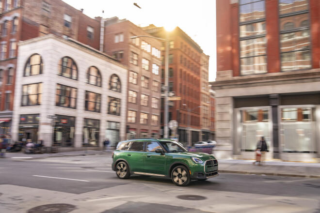 MINI και Paul Smith: Πρωταγωνιστούν στο Japan Mobility Show
