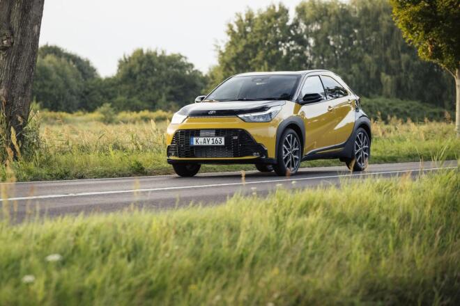 Αυτό είναι το νέο Τoyota Aygo Χ Cross Hybrid Electric