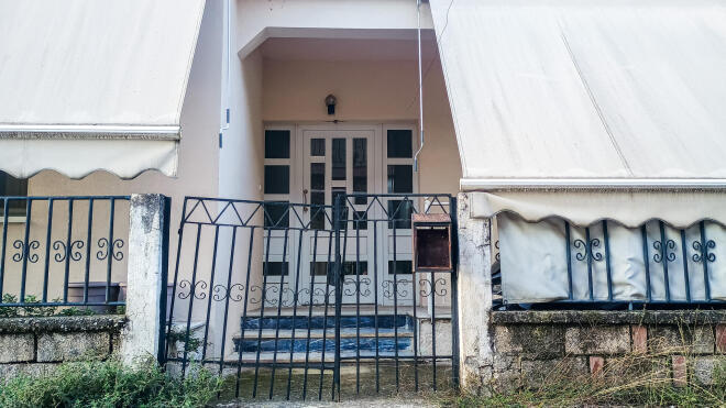 Το σπίτι όπου έγινε η μητροκτονία στα Τρίκαλα 3