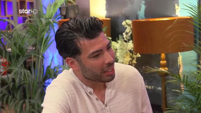 First Dates: Η ατάκα του Βαγγέλη που έκανε την Κατερίνα να κοκκινίσει