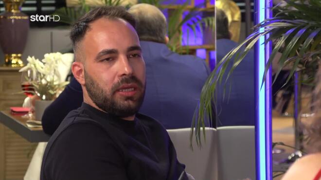 First Dates: Η Χλόη σχολίασε στη φίλη της τον Άρη