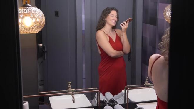 First Dates: Η Χλόη σχολίασε στη φίλη της τον Άρη