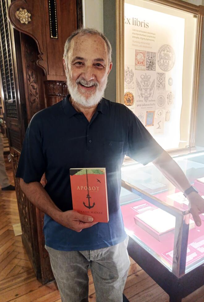 O Στέλιος Μάινας στην παρουσίαση του βιβλίου του «Αρόδου»/ NDP 