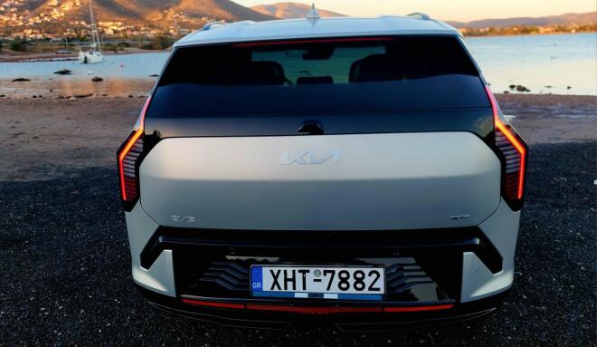 Kia EV3 Long Range: Δοκιμάζουμε το νέο ηλεκτρικό μοντέλο