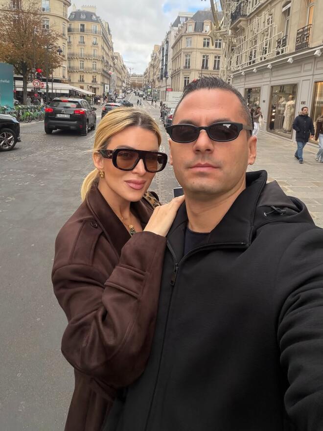 Kατερίνα Καινούργιου - Παναγιώτης Κουτσουμπής στο Παρίσι/ instagram