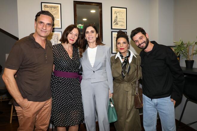 Νίκος Ψαρράς- Ελένη Καρακούλη - Κατερίνα Διδασκάλου- Μαρίνα Ασλάνογλου- Βασίλης Μηλιώνης/ NDP ΕΛΛΗ ΠΟΥΠΟΥΛΙΔΟΥ