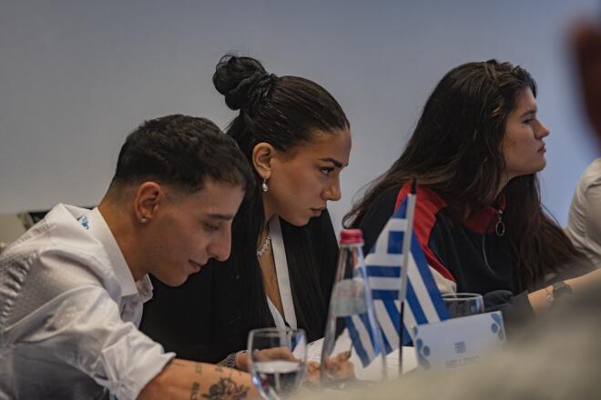 Νάκης- Αφεντάκη: Από τα stories...στα έδρανα της Ευρωπαϊκής Ένωσης!