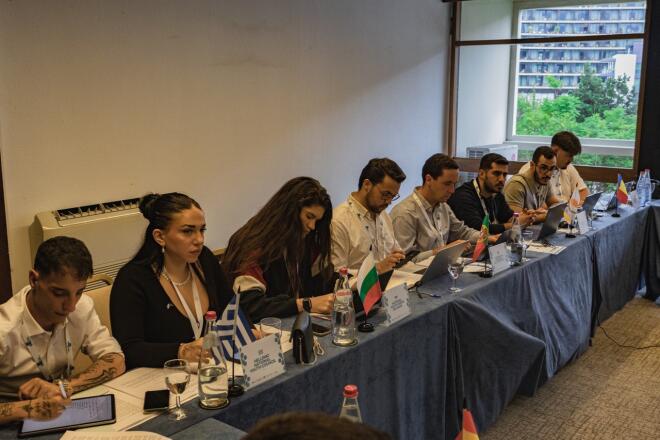 Νάκης- Αφεντάκη: Από τα stories...στα έδρανα της Ευρωπαϊκής Ένωσης!