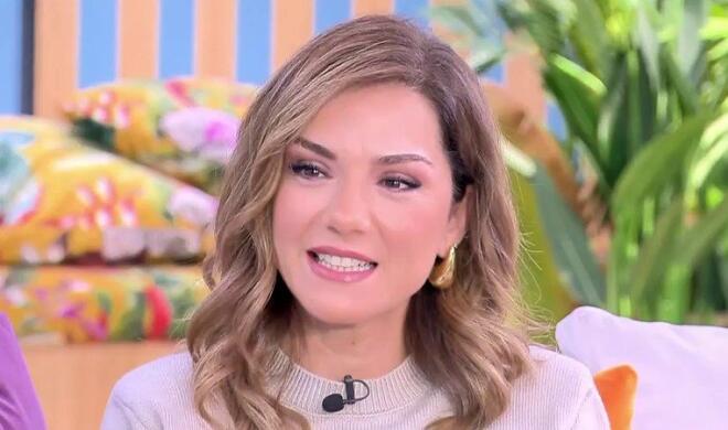 Η Βάσω Λασκαράκη επέστρεψε τηλεοπτικά με το sequel της σειράς Το σόι σου