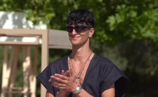 GNTM: Ο Νάρκισσος κέρδισε τη δοκιμασία επιβράβευσης