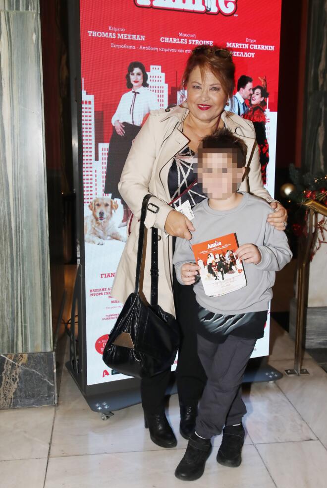 Η Νικολέττα Βλαβιανού με τον εγγονό της/ NDP ΝΙΚΟΣ ΔΡΟΥΚΑΣ